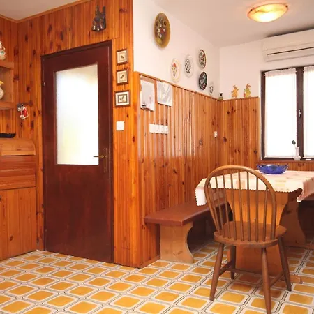 Apartments With A Parking Space Crveni Vrh, Umag - 7190 Apartment *